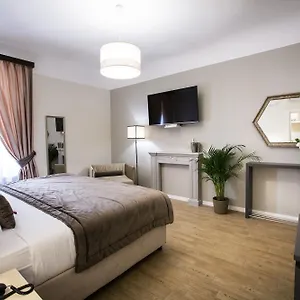 chic-town-luxury-rooms.it-romehotels.com/
