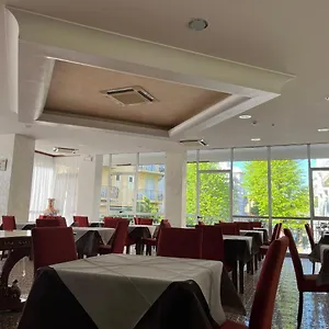 https://navona.riccione-hotels.org